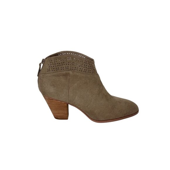 Violet & Red Jackson Women's 10 Lazer Cut Topline Bootie Taupe NWOB 9320 - Picture 2 of 15